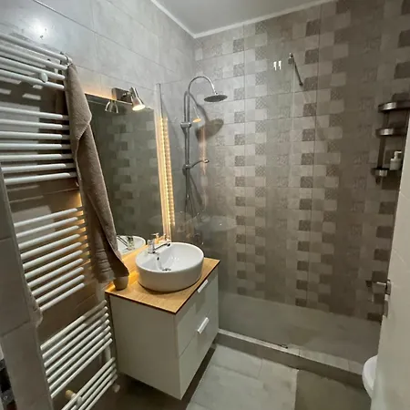 Passionate Whisper Apartment *